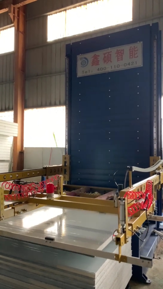 南昌雙正彩鋼第二臺(tái)碼垛機(jī)